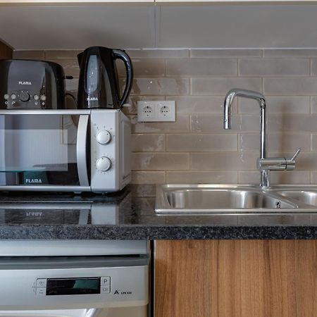 Veiga'S House Apartment ลากอส ภายนอก รูปภาพ