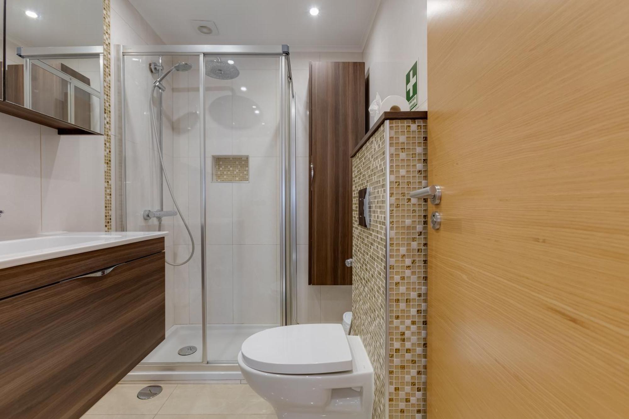 Veiga'S House Apartment ลากอส ภายนอก รูปภาพ